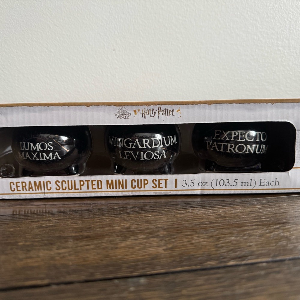 Harry Potter Ceramic Sculpted Mini Cup Set - Black